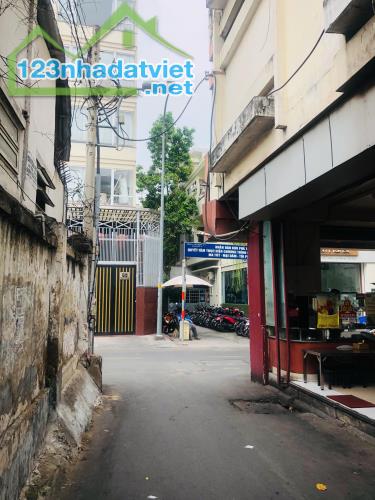 Bán nhà tại 32 Huyền Quang, Phường Tân Định, Quận 1, HCM. DT33.5m2 - 1