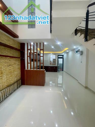 BÁN NHÀ - 2 TẦNG - 5.1 x 25 (125M2) GIÁ NHỈNH 7 TỶ - LÊ VĂN THỌ - P11 - GÒ VẤP - 1