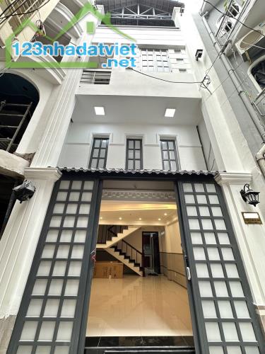 CHDV QUẬN 3 - Đ. LÊ VĂN SỸ - 51M2 (4.2/6.2x10) - 9 PHÒNG, 9 WC ( 1 PHÒNG ĐÔI ) - CÁCH Ô TÔ - 4