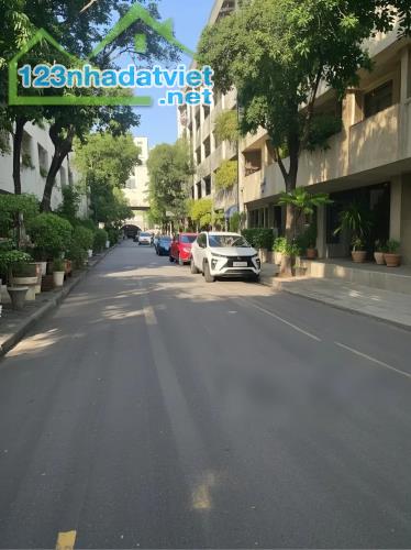 BÁN CĂN HỘ 2PN – QUẬN 3, VIEW BỜ KÈ TRƯỜNG SA - CHỈ 2.5 TỶ! - 1