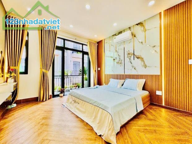 5 TẦNG HẺM OTO TRÁNH PHẠM VĂN CHIÊU - DTS 200m2 - 6.48 TỶ - 3