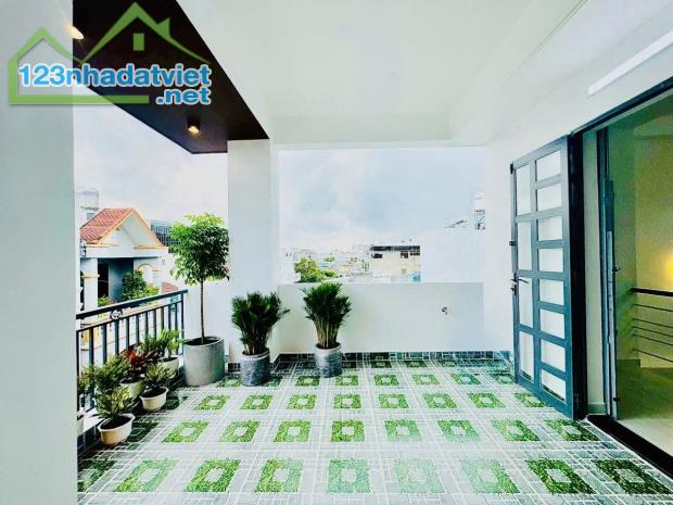 5 TẦNG HẺM OTO TRÁNH PHẠM VĂN CHIÊU - DTS 200m2 - 6.48 TỶ - 5