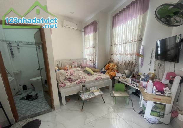 Nhà Q2: Căn Góc 2 HXH - 4 Tầng Mới Keng - Chỉ 6,2 Tỷ
