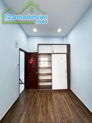 HẺM XE TẢI PHAN VĂN TRỊ ĐỐI DIỆN EMART - DTSD 78m2 3PN - 5.5 TỶ - 3