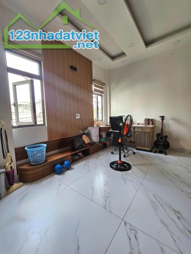 CĂN GÓC LÊ ĐỨC THỌ  SIÊU RỘNG 70m2 KO LỘ GIỚI QUY HOẠCH - 5.8 TỶ - 3