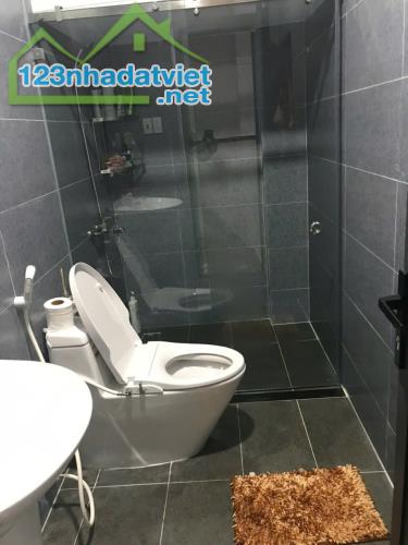 OTO ĐỖ CỬA - NHÀ ĐẸP 3 TẦNG 3PN THỐNG NHẤT, NỞ HẬU - 6.4 TỶ - 5