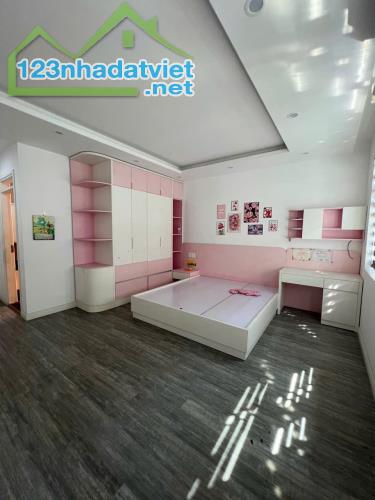 Chủ cần cho thuê nguyên căn Hoàng Huy Mall siêu tốt - 2