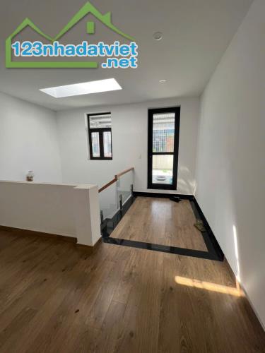 Chủ cần cho thuê nguyên căn Hoàng Huy Mall siêu tốt - 4