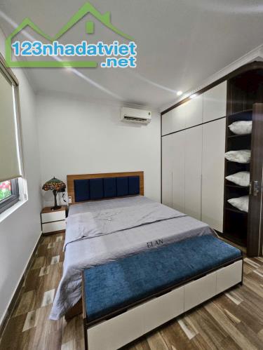 Cho thuê nguyên căn 5 phòng ngủ tại Vinhomes Marina - 3