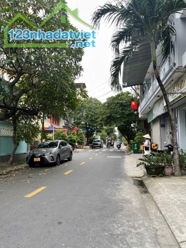 GÒ VẤP, BÁN TOÀ NHÀ CHDV 20P 1 HẦM 5 LẦU, ĐƯỜNG LÊ THỊ HỒNG