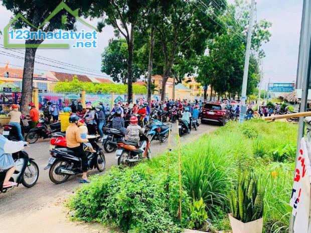 CẦN SANG LẠI NỀN ĐẤT 9X30=270M2 ĐẤT VƯỜN DÂN CƯ SÁT ĐẤT GÀN CHỢ, ỦY BAN GIÁ 450 TRIỆU - 4