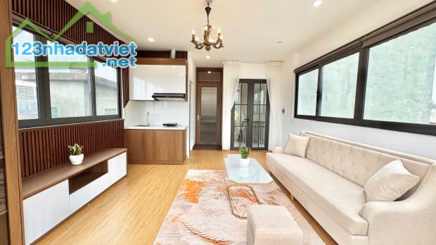 Tòa Apartment cực đẳng cấp 188m2x7T thang máy. Nội thất cao cấp, PCCC, phố Nguyễn Khang.