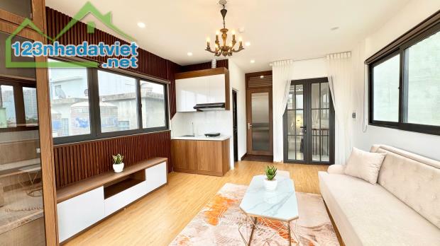 Tòa Apartment cực đẳng cấp 188m2x7T thang máy. Nội thất cao cấp, PCCC, phố Nguyễn Khang. - 3