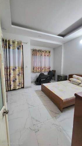 Bán nhà quận 8. Diện tích 4m × 13m. Hoàn công - 2