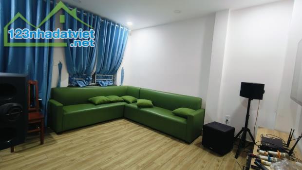 Gấp bán nhà 4 tầng, Thủ Đức, giá 6.8 tỷ, Mặt tiền kề Dương Đình Hội. - 5