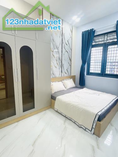 NHÀ ĐẸP NGAY LÊ ĐỨC THỌ _ NGANG GẦN 7M - CÓ PHÒNG NGỦ TRỆT - 57m2 5.8 TỶ - 3
