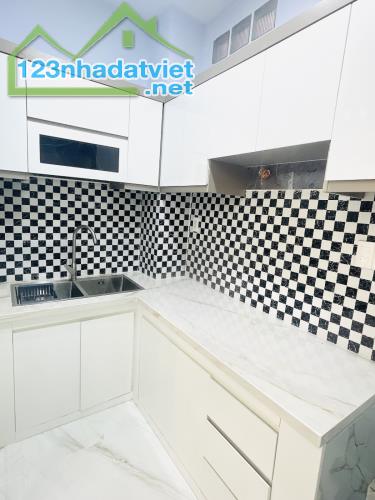 NHÀ ĐẸP NGAY LÊ ĐỨC THỌ _ NGANG GẦN 7M - CÓ PHÒNG NGỦ TRỆT - 57m2 5.8 TỶ - 4