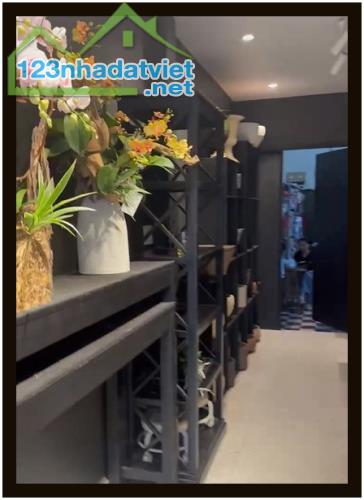 Top nhà vị trí đẹp 4 x 20m 1 trệt 1 lầu Bùi Thị Xuân Quận 1 TP.HCM - 1