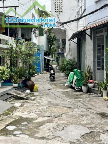 BÁN NHÀ LÝ CHÍNH THẮNG – LÔ GÓC NỞ HẬU – 40m² – GIÁ CHỈ NHỈNH 6 TỶ