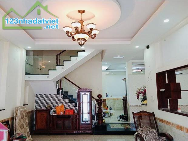 BIỆT THỰ PHỐ QUANG TRUNG PHẠM VĂN BẠCH - 4 TẦNG BTCT - DT 8M x 15M - FULL NỘI THẤT GỖ - 1