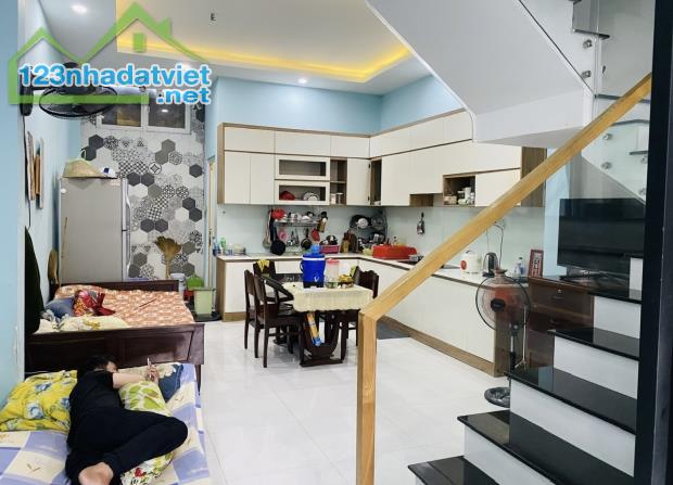 BÁN NHÀ 3 TẦNG HXH NGUYỄN DUY TRINH – BÌNH TRƯNG TÂY – 65M² – GIÁ 7,5 TỶ - 2