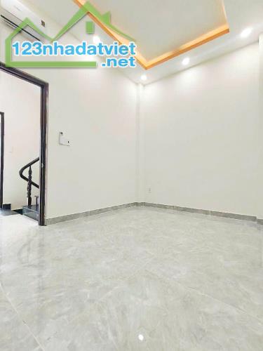 Bán nhà 4 tầng gần TTTM PARC MALL Phường 4 Quận 8 - 3