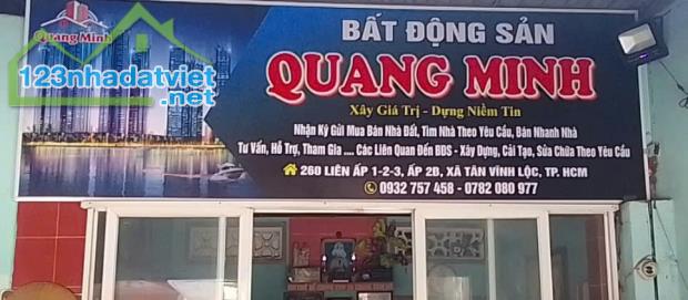 NHÀ MT KHU TÂN HƯƠNG SẦM UẤT - DT 100M2 - CÓ SÂN ĐỂ XE HƠI RỘNG RÃI - NHÀ SÂN VƯỜN CỰC