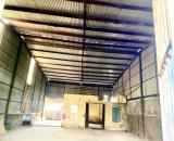 Cho thuê 385m kho xưởng gần KCN Ngọc Hồi, container đỗ, giá 25tr/th
