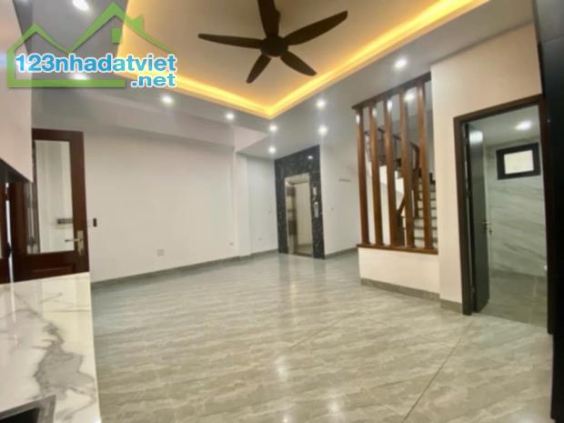 SIÊU PHẨM THANG MÁY – GẦN PHỐ – FULL NỘI THẤT CAO CẤP ✨ - 3