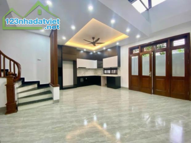 SIÊU PHẨM THANG MÁY – GẦN PHỐ – FULL NỘI THẤT CAO CẤP ✨
