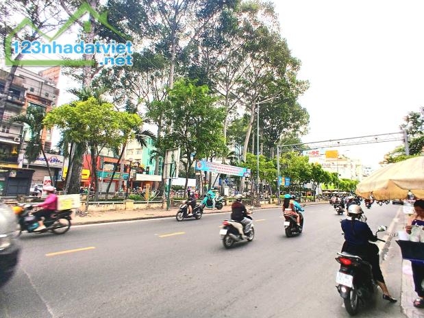 Siêu Phẩm Độc Nhất Phạm Viết Chánh Q.1 - 70m²(4,7 x 15) Xe Hơi VF3 - 13,8 Tỷ - Xây 5 Tầng - 4