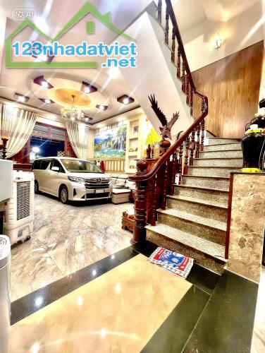 NHÀ NGUYỄN TƯ GIẢN - NGANG 5M × DÀI 13M - HẺM 3 OTO TRÁNH NHAU CÓ LỀ - 9.6 TỶ - 2