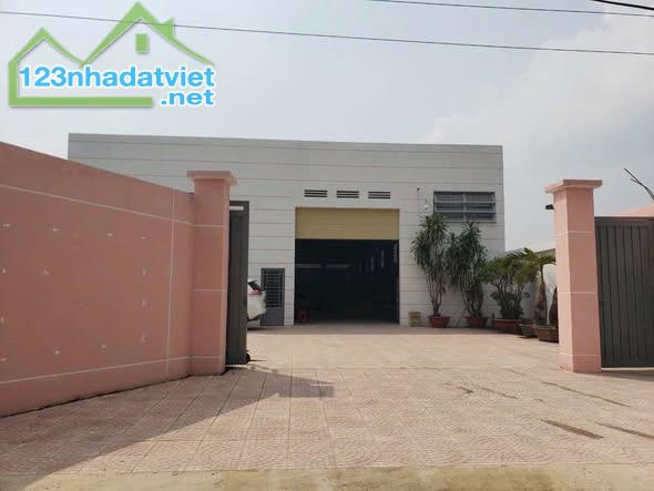 Bán nhà mặt tiền 16x64m giá 18,9 tỷ Bình Mỹ - 1