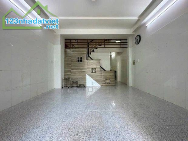 Định cư bán gấp nhà Phạm Văn Chiêu, Gò Vấp, 60m2 SHR giá chỉ 2 tỷ 570 TL - 3
