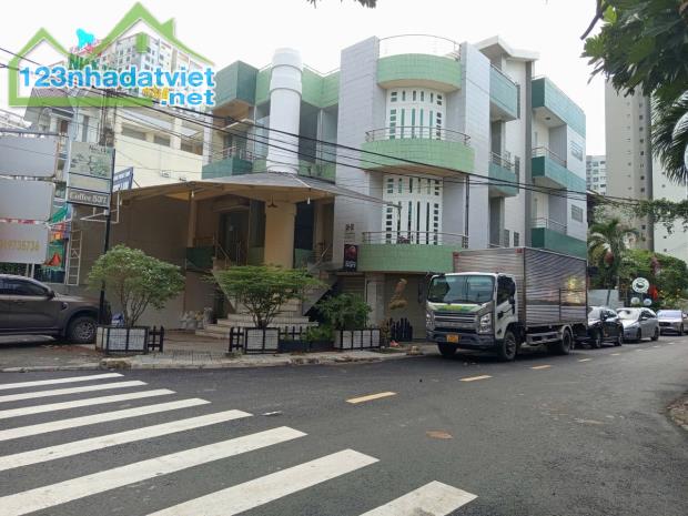 Bán nhà góc 2MT 535 Nguyễn Duy Trinh, Bình Trưng, giá 105 tỷ.
