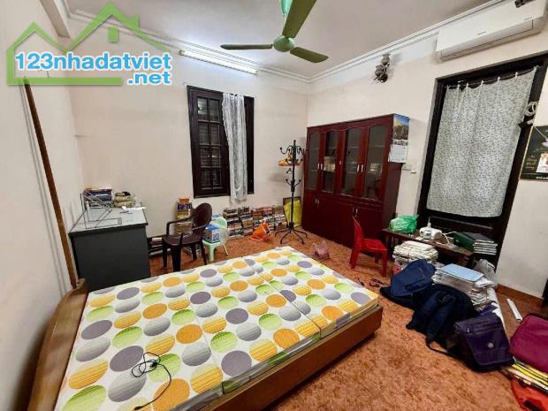 Bán GẤP Nhà Phố Hàng Chuối, 15m ra phố, ngõ 3m, thẳng tắp - 80m2 x 5 Tầng - Móng 7 Tầng - 2