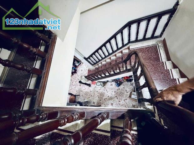 Bán GẤP Nhà Phố Hàng Chuối, 15m ra phố, ngõ 3m, thẳng tắp - 80m2 x 5 Tầng - Móng 7 Tầng