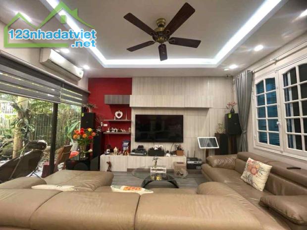 biệt thự sân vườn Ngọc Thụy, 430m x 4 tầng, mặt tiền 11m, ôtô tránh, full thổ cư - 3