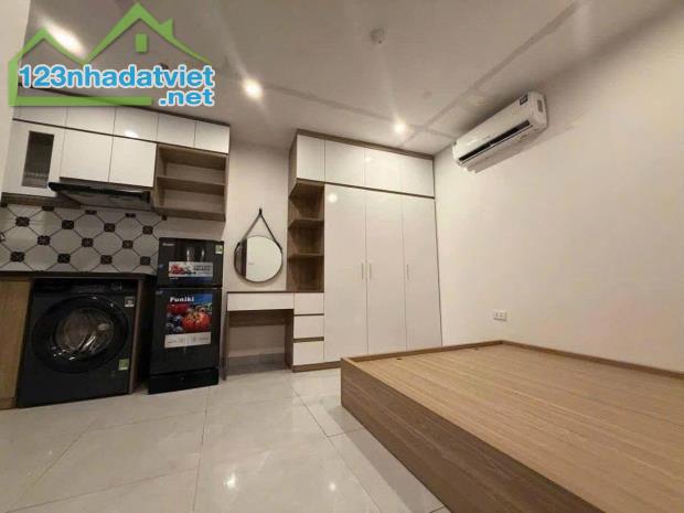 CẦU GIẤY - Tòa CCMN 23 phòng 100m² MT 5m - TM - 10M Ô TÔ - DÒNG TIỀN 1,5 TỶ - 24,5 TỶ - 1