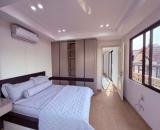 Bán nhà chính chủ phố Sài Đồng, Long Biên, 55m2, 7 tầng Lô góc, đường trước nhà 6m.