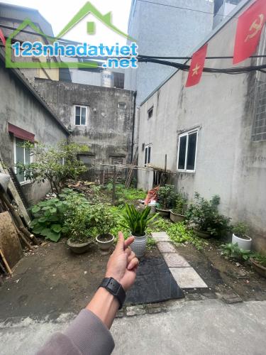 Bán 40m đất Việt Hưng-Long Biên - Ô tô 5 chỗ đỗ gần - Xây nhà, Đầu tư sinh lời bền vững - 1