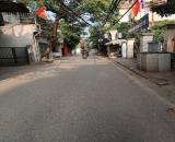 HAI MẢNH ĐẤT SÁT PHỐ - GẦN CẦU TỨ LIÊN -  VUÔNG THỬA ĐẸP