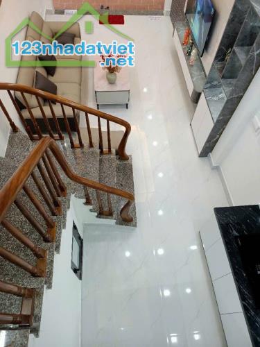 BÁN NHÀ GIÁP NHỊ, THÔNG SANG TRƯƠNG ĐỊNH, 31M2 X 5 TẦNG, SỐ VUÔNG FULL NỘI THẤT - 1