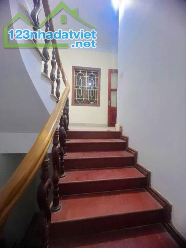 ngay sát mặt Phố Vạn Phúc 39m mt5.4m 4tầng,ngõ rộng,nông,cách phố 20m KD online an sinh - 1