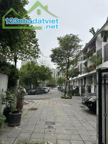 Bán biệt thự, liền kề dự án HDI Mạc Thái Tông 98m2, mt 6,5m giá 42,5tỷ