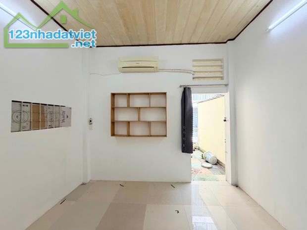 🏡 NHÀ 2 MẶT HẺM THÀNH THÁI – QUẬN 10 | 45M² | 3PN | 6.5 T.Ỷ - 4