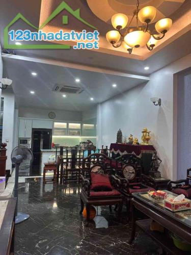Nhà Vườn Việt Hưng Long Biên 35 tỷ 105m ô tô vỉa hè - 1