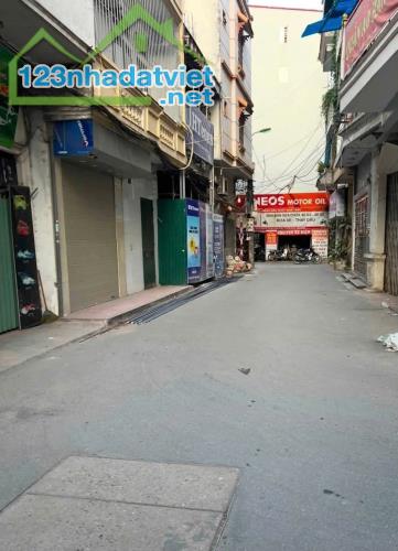 Cho thuê nhà ngõ ôtô phố Kim Ngưu, Hai Bà Trưng 90m x 2 tầng, giá 18tr/tháng