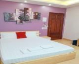 Bán toà khách sạn 7 tầng rộng hơn 100m tại phố Giáp Bát