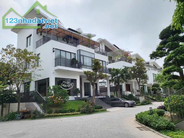 Biệt Thự Khai Sơn Long Biên 129 tỷ 325m lô góc 3 Mặt tiền